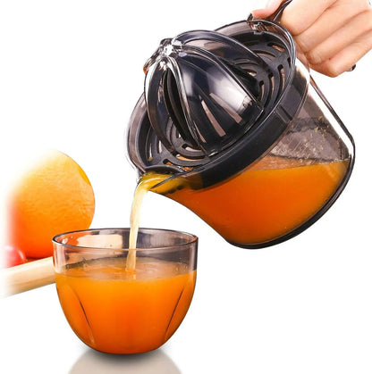 Citrus Juicer, Orange Lemon Manual Hand Squeezer, Anti-Slip Lid Rotation Reamer Lime Press, 17-Ounce Capacity, Transparent Black